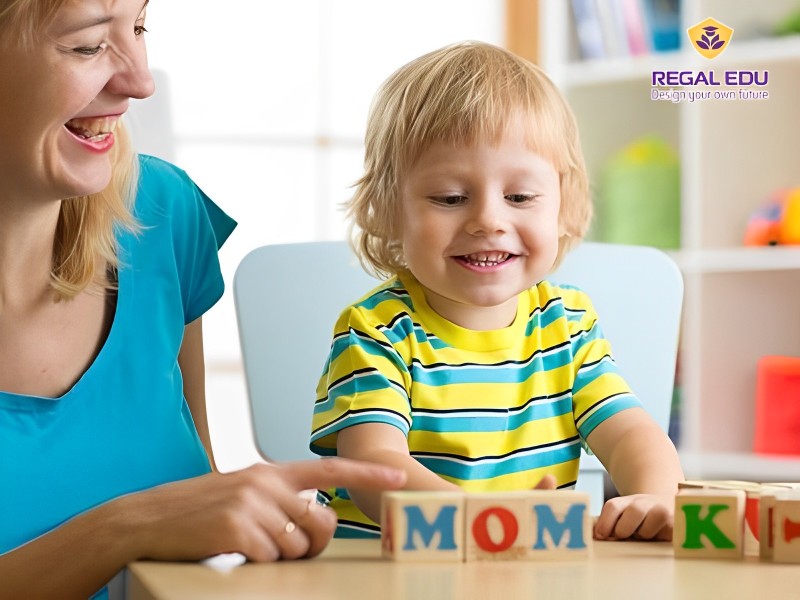 lợi ích khi cho trẻ học tiếng anh sớm